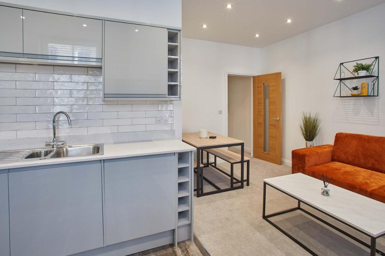 Host & Stay - Apartment One, Hudsons Yard House Whitby Kültér fotó