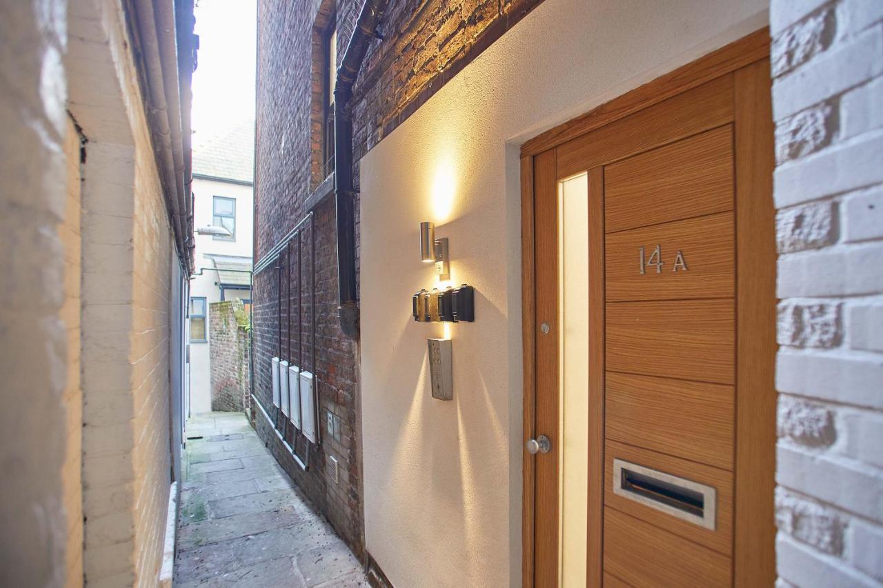 Host & Stay - Apartment One, Hudsons Yard House Whitby Kültér fotó