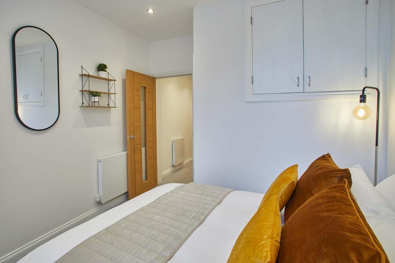 Host & Stay - Apartment One, Hudsons Yard House Whitby Kültér fotó