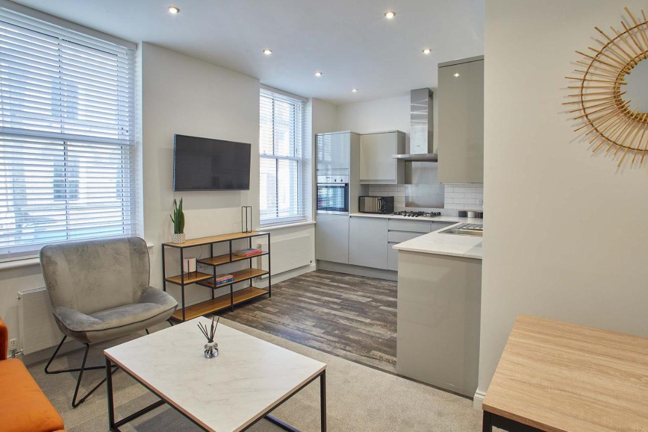 Host & Stay - Apartment One, Hudsons Yard House Whitby Kültér fotó